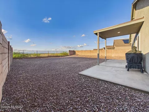 Exterior - 8843 E Canyon Walnut Way, Vail, AZ 85641 photo 5 of 6
