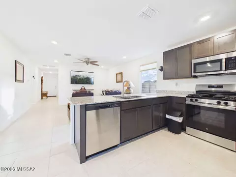 Kitchen - 8843 E Canyon Walnut Way, Vail, AZ 85641 photo 1 of 2