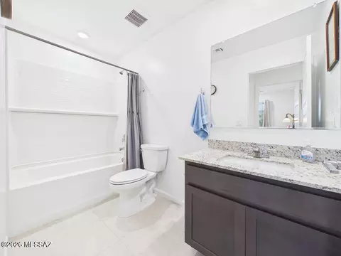 Bath - 8843 E Canyon Walnut Way, Vail, AZ 85641 photo 2 of 2