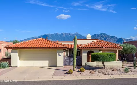 4151 S Campina Ct, Green Valley, AZ 85622