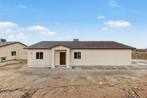 400 Cancun Ct, Rio Rico, AZ 85648