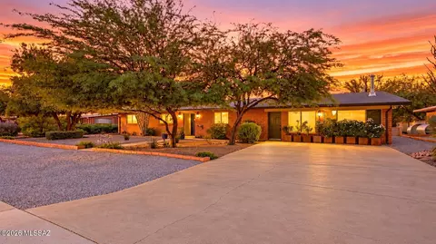 5945 E Baker St, Tucson, AZ 85711