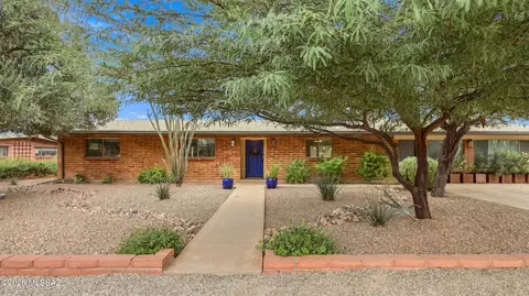 Exterior - 5945 E Baker St, Tucson, AZ 85711 photo 8 of 9