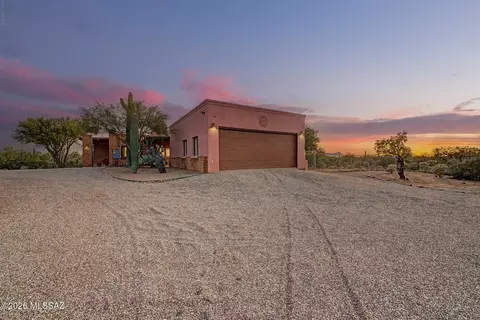 10301 N Camino De Oeste, Tucson, AZ 85742