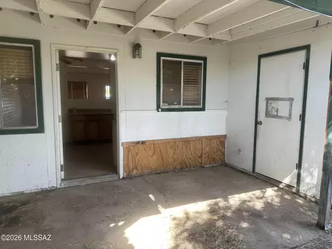 Exterior - 7290 E 38th St, Tucson, AZ 85730 photo 6 of 6