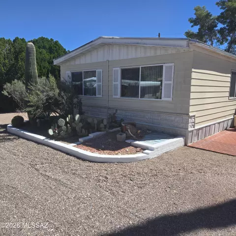 5521 W Circle Z St, Tucson, AZ 85713