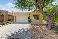 310 E Highcourte Ln, Oro Valley, AZ 85737