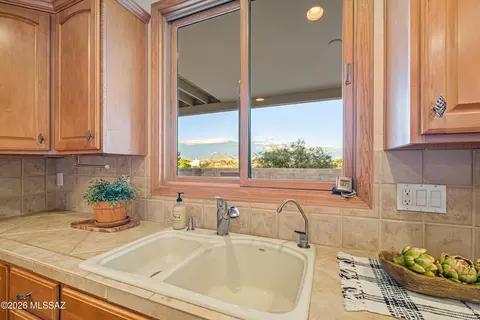 Kitchen - 240 N Sharon Rd, Vail, AZ 85641 photo 4 of 4