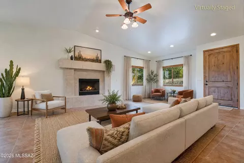 Living - 240 N Sharon Rd, Vail, AZ 85641 photo 1 of 4