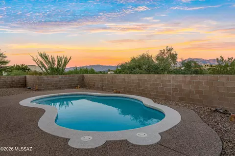 Exterior - 240 N Sharon Rd, Vail, AZ 85641 photo 3 of 4