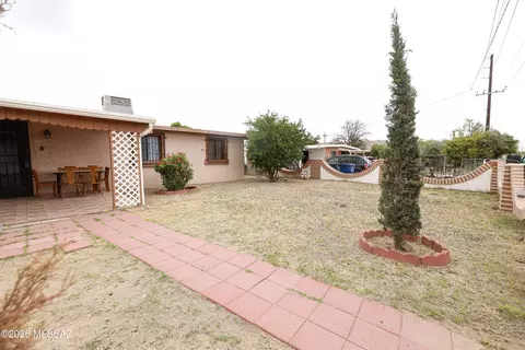 6724 S 6th Ave, Tucson, AZ 85756