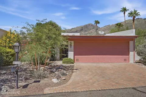4717 E Brisa Del Sur, Tucson, AZ 85718
