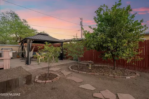 Exterior - 314 E 2nd St, Tucson, AZ 85705 photo 7 of 8