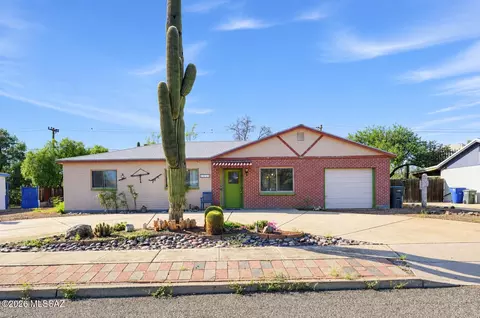 4510 E 9th St, Tucson, AZ 85711