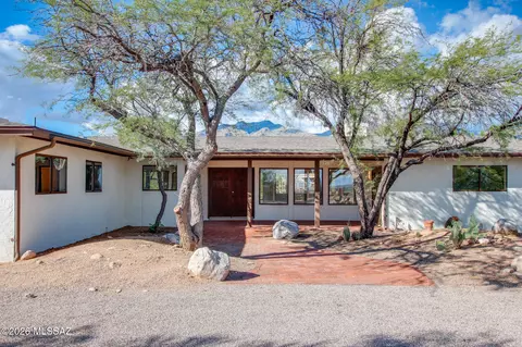5794 E Camino Del Celador, Tucson, AZ 85750