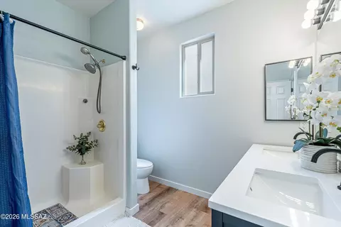 Bath - 7432 E Navigator, Tucson, AZ 85756 photo 1 of 2