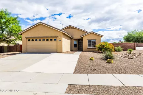 1003 S Throne Room St, Benson, AZ 85602