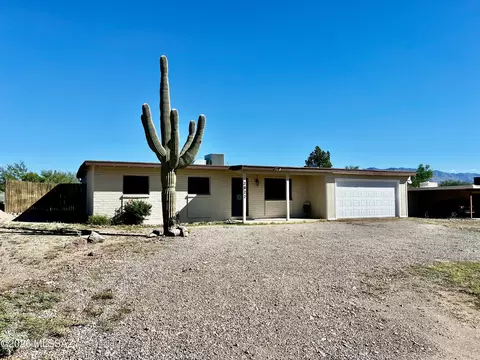 2922 W Ironwood Hill Dr, Tucson, AZ 85745