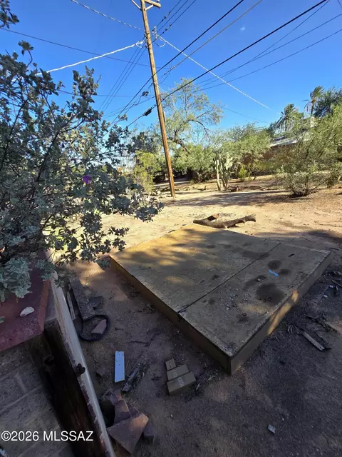 Exterior - 2252 E Grant Rd, Tucson, AZ 85719 photo 8 of 13
