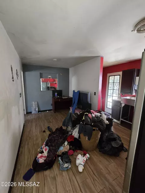 Entry Way - 2252 E Grant Rd, Tucson, AZ 85719 photo 2 of 3