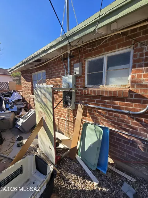 Exterior - 2252 E Grant Rd, Tucson, AZ 85719 photo 13 of 13