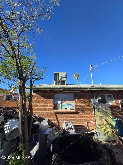 Exterior - 2252 E Grant Rd, Tucson, AZ 85719 photo 12 of 13