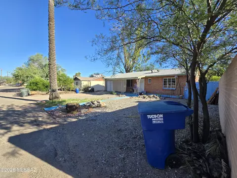 Exterior - 2252 E Grant Rd, Tucson, AZ 85719 photo 2 of 13