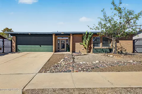 3380 W Blacksill Dr, Tucson, AZ 85741