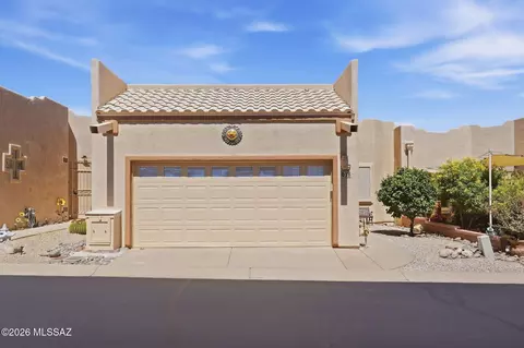 618 W Woodfield Ct, Green Valley, AZ 85614