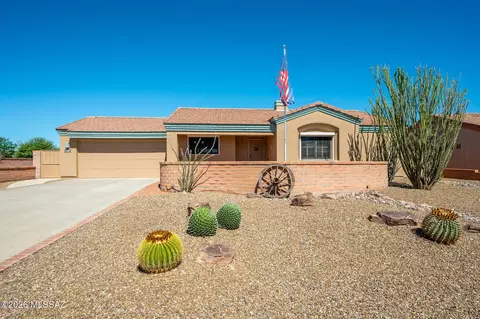 1704 W Vista Ridge Dr, Green Valley, AZ 85622