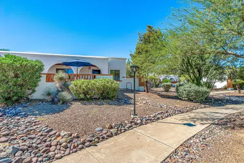 176 S Paseo Pena #D, Green Valley, AZ 85614