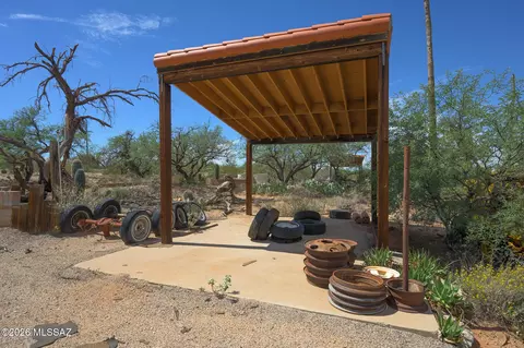 Exterior - 9191 S Tewa Trl, Vail, AZ 85641 photo 9 of 11