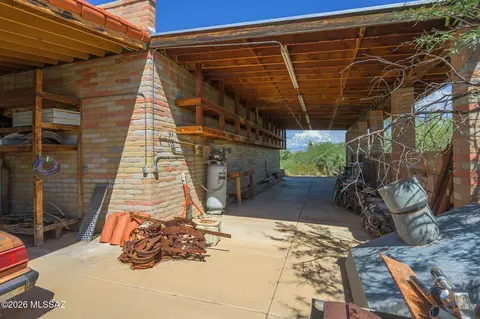 Exterior - 9191 S Tewa Trl, Vail, AZ 85641 photo 6 of 11