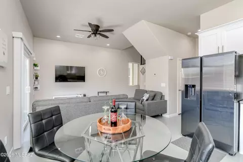 Dining - 168 E Stone Ct, Tucson, AZ 85705 photo 2 of 2