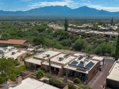 1382 W Camino Alicante, Green Valley, AZ 85622