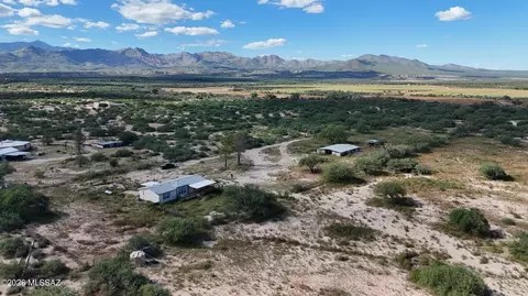 2241 N Rivers Edge Rd, Benson, AZ 85602