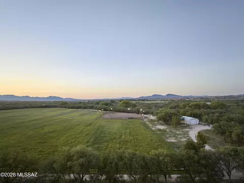 View/Area - 1220 E Heartleaf Ln #2, Benson, AZ 85602 photo 2 of 2