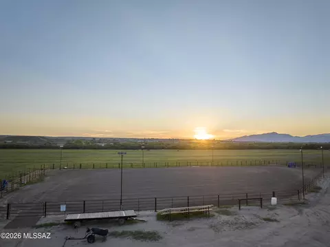 View/Area - 1220 E Heartleaf Ln #2, Benson, AZ 85602 photo 1 of 2