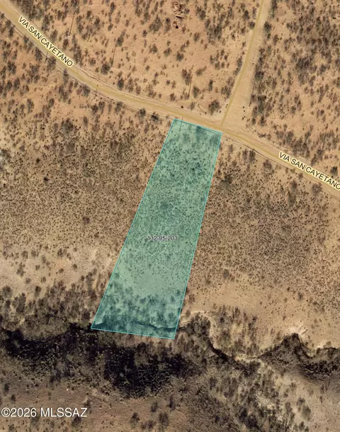 1746 Via San Cayetano #99, Rio Rico, AZ 85648