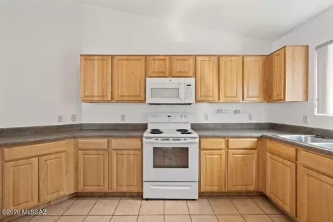 Kitchen - 8403 S Otis Dr, Tucson, AZ 85747 photo 2 of 2