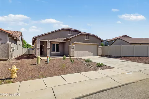 34425 S Spirit Ln, Red Rock, AZ 85145