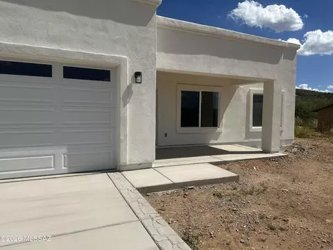 1427 Alisa Ct, Rio Rico, AZ 85648