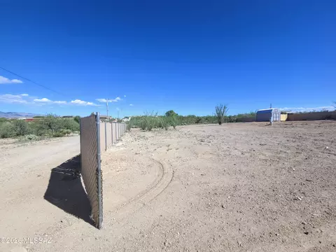 3538 E White Cloud Way, Vail, AZ 85641