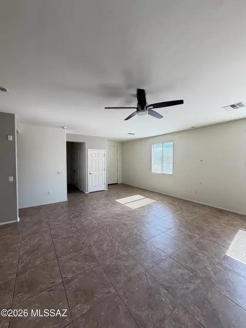 13475 E Ace High Dr, Vail, AZ 85641 photo 2