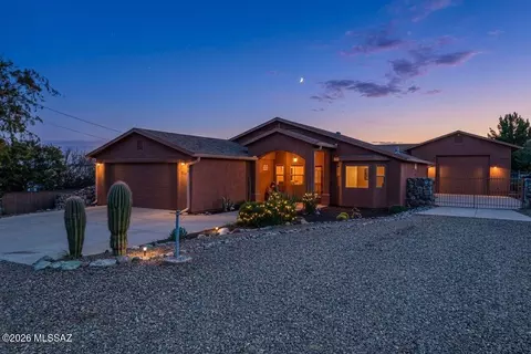 2310 W Calle Grato, Oracle, AZ 85623