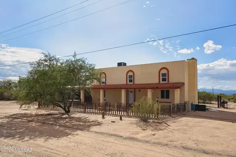 4044 E Dawson Rd, Sahuarita, AZ 85629