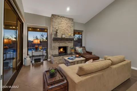 5281 N Va Velazquez, Tucson, AZ 85750
