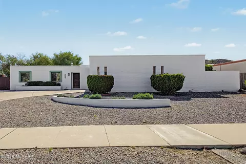 2523 W Calle Paraiso, Tucson, AZ 85745