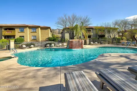 5751 N Kolb Rd #20104, Tucson, AZ 85750