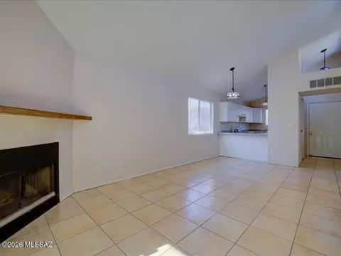 Living - 5704 E 24th St, Tucson, AZ 85711 photo 3 of 8